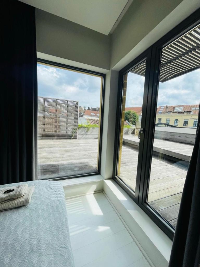 Down Town Penthouse With Private Parking Appartement Brussel Buitenkant foto